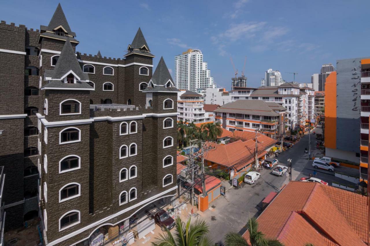 Castle Suites Pattaya Kültér fotó