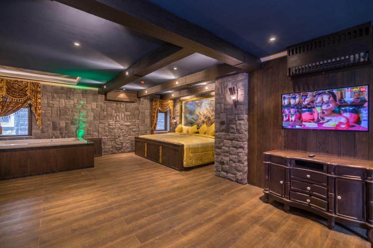 Castle Suites Pattaya Kültér fotó