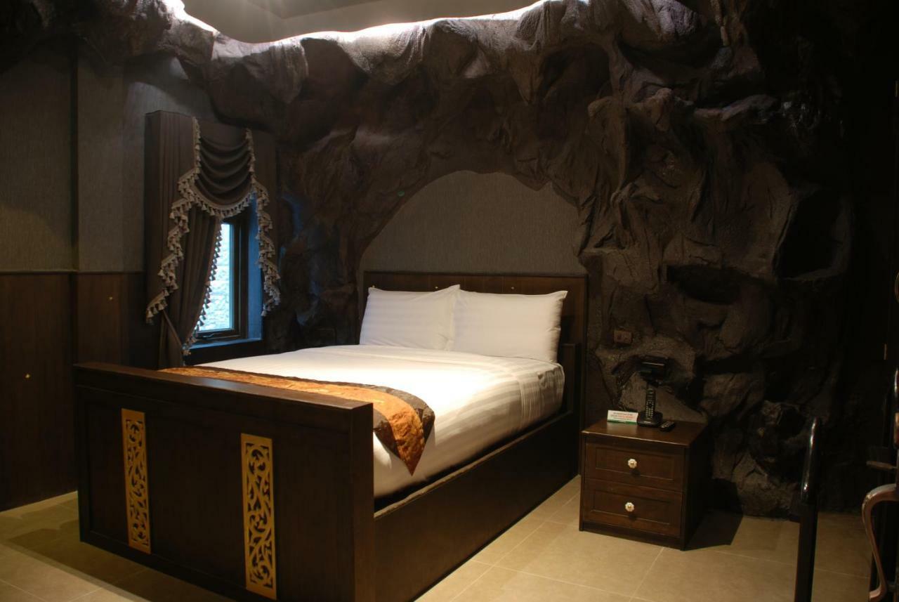 Castle Suites Pattaya Kültér fotó