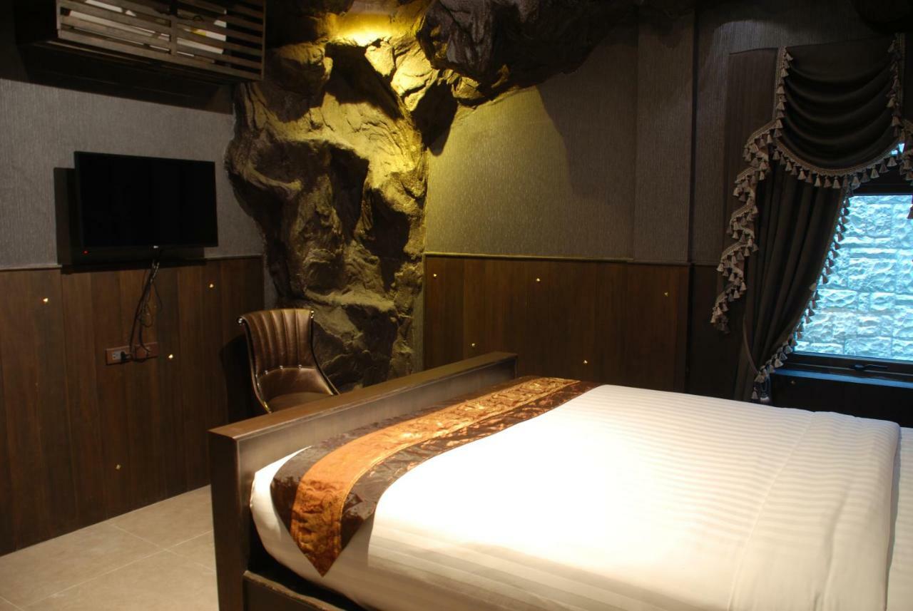 Castle Suites Pattaya Kültér fotó